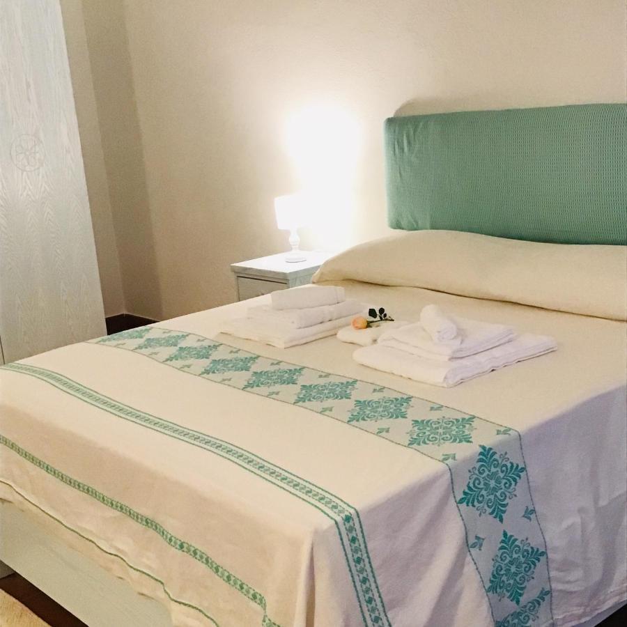 L'Asfodelo Bed & Breakfast La Maddalena  Eksteriør bilde